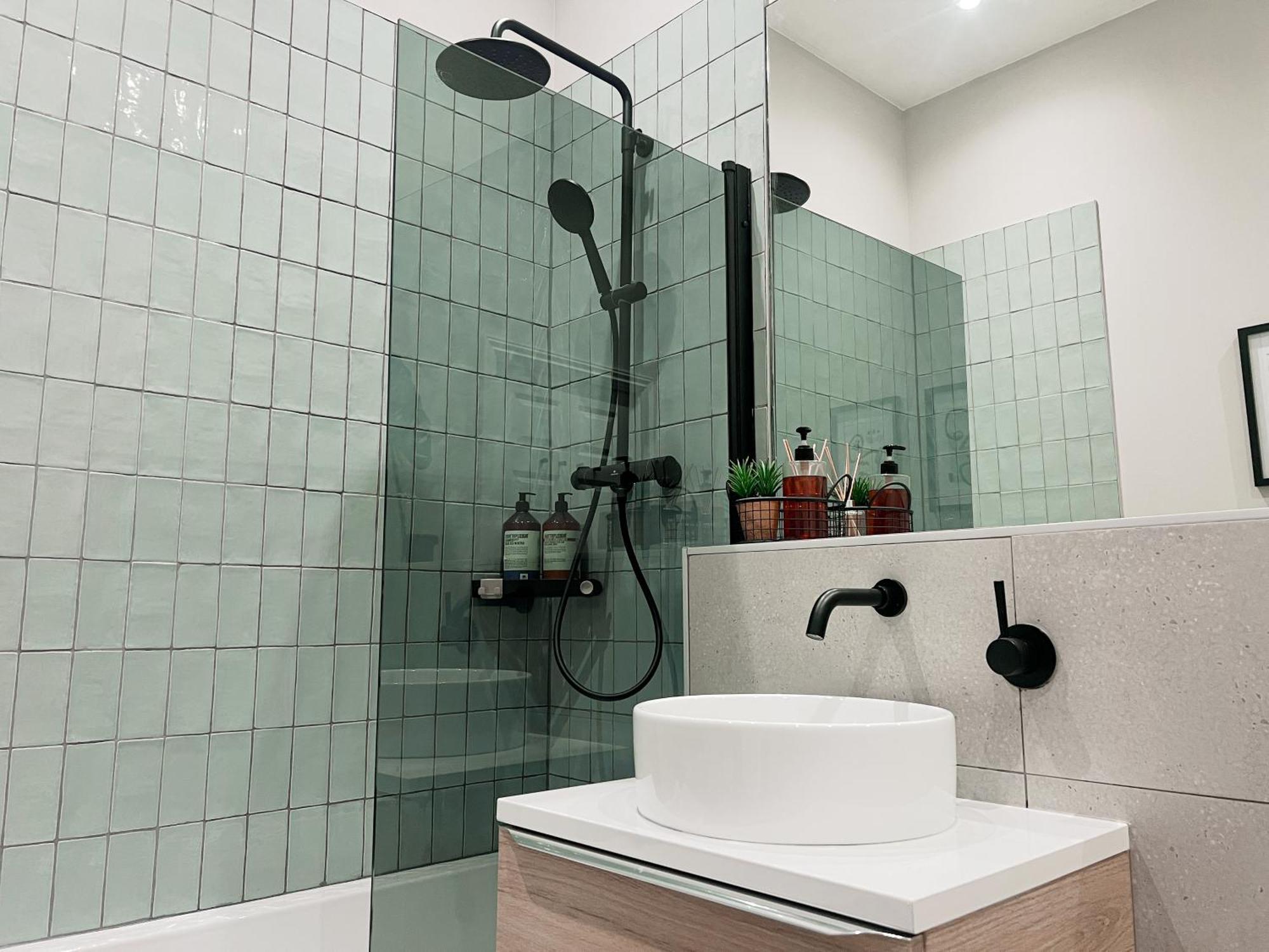 Spacious, Mid-Century 1 Bedroom Apartment Quedgeley Ngoại thất bức ảnh
